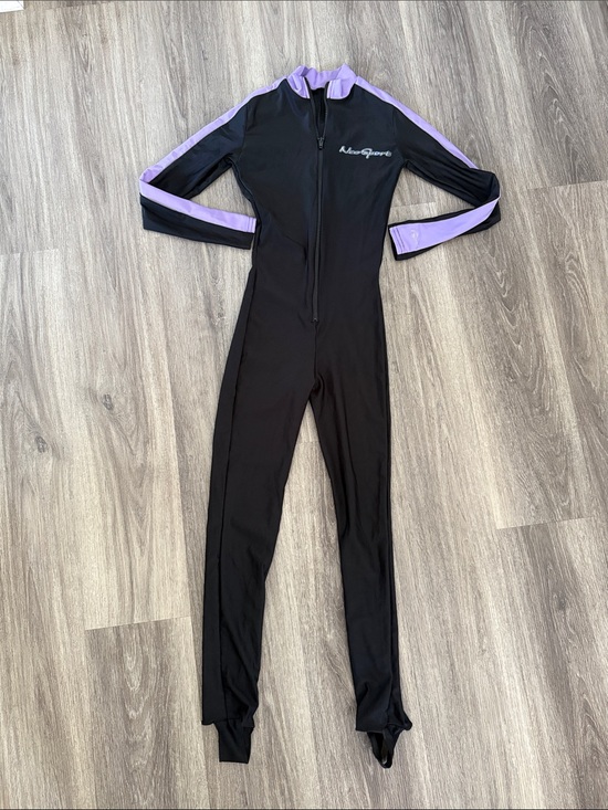 Sporto Other - Neo Sport Polyester Wet Suit Size Small SPF 50 Black and Lavender Front-Zip